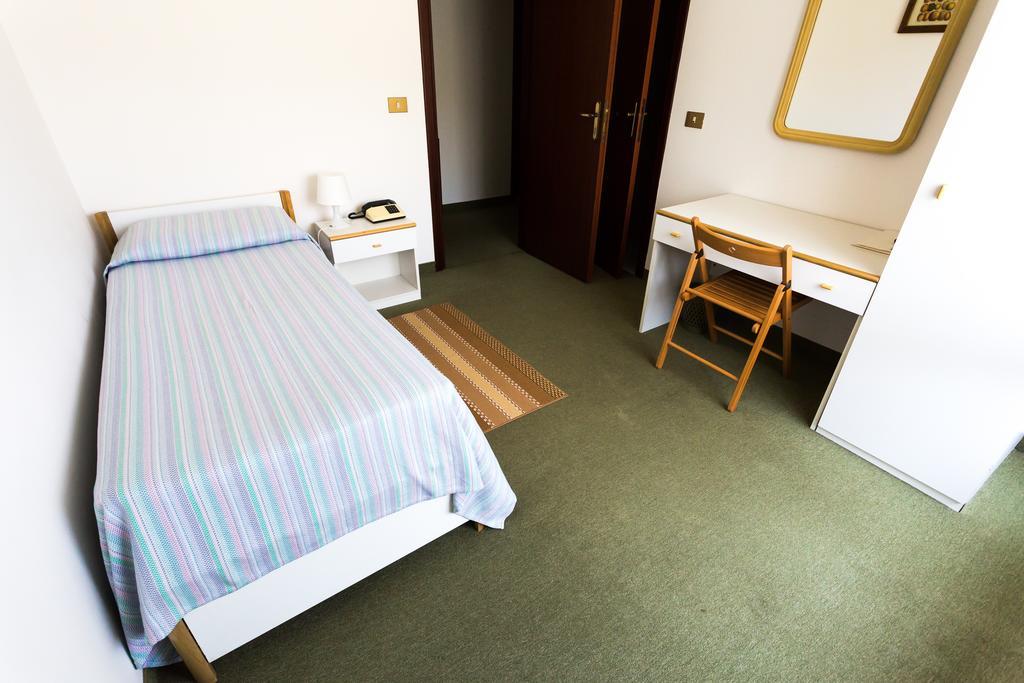 Hotel Krizman Monrupino Habitación foto